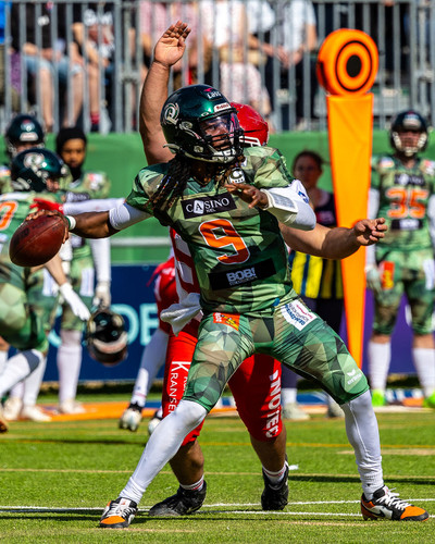 PJ Settles unter Druck