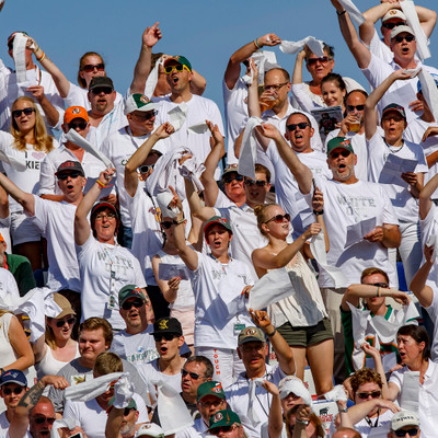 Erstes White Out Game in Kiel