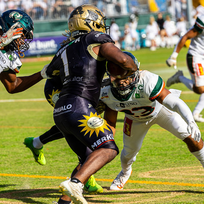 CJ Davis und Rob Revels versus Joshua Breece