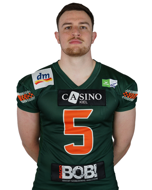 #5 Jan-Niklas Makoben