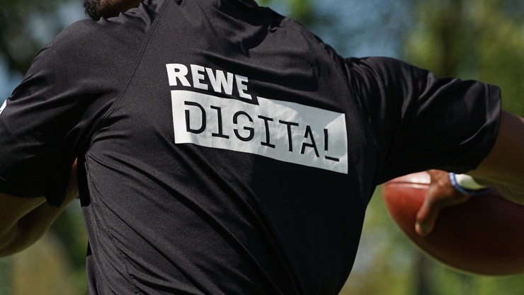 rewe_dig_team_wear