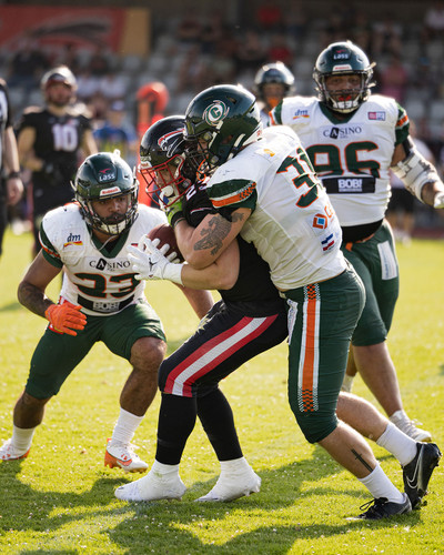 CJ Davis und Thies Wrobel stoppen Thomas Rockel