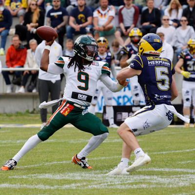 PJ Settles unter Druck
